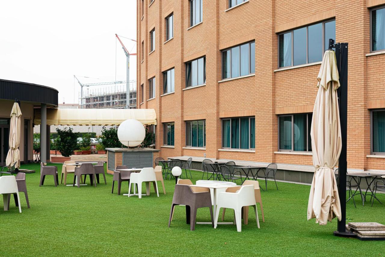 Phi Hotel Cavalieri Bra Exterior foto