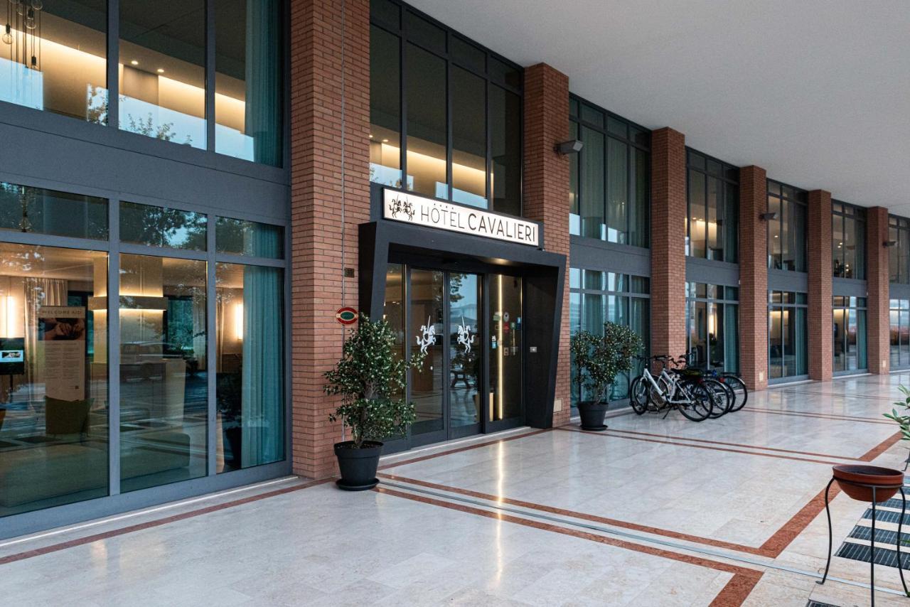 Phi Hotel Cavalieri Bra Exterior foto
